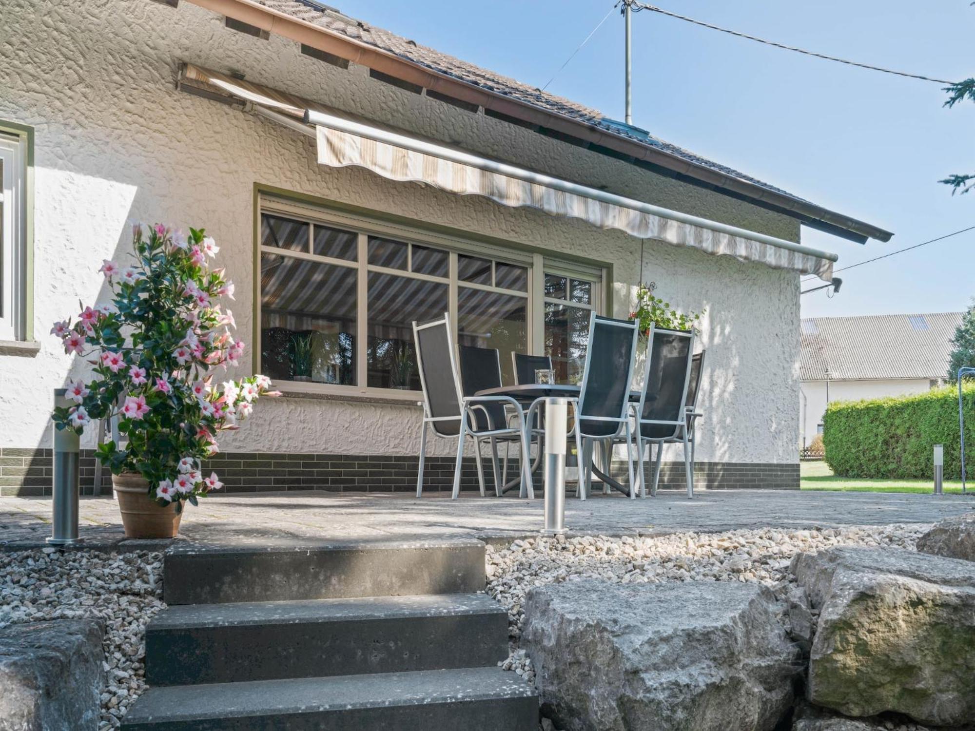 A Detached Holiday Home In A Highly Scenic Area Trierscheid Eksteriør bilde